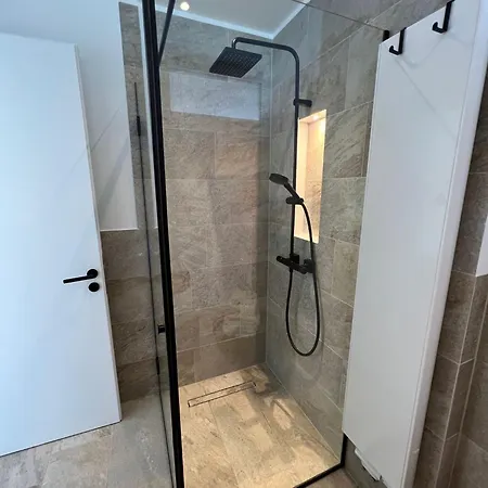 Urban Lodges - Studio Apartments Am Seerhein Konstancja Zewnętrze zdjęcie