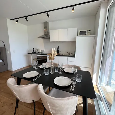 Urban Lodges - Studio Apartments Am Seerhein Konstancja Zewnętrze zdjęcie